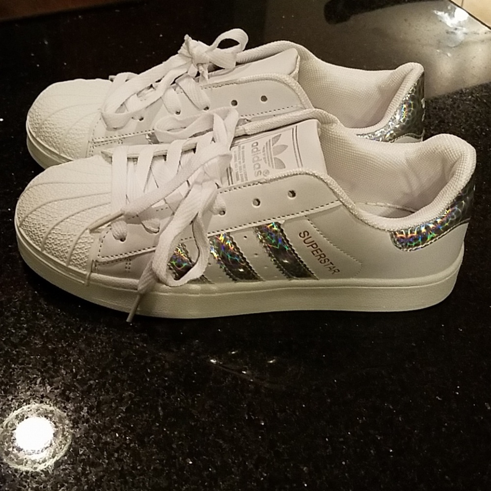 Adidas Superstar Sneakers
